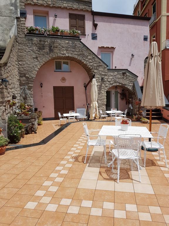 Chez Chantal Bed & Breakfast Meta Ngoại thất bức ảnh